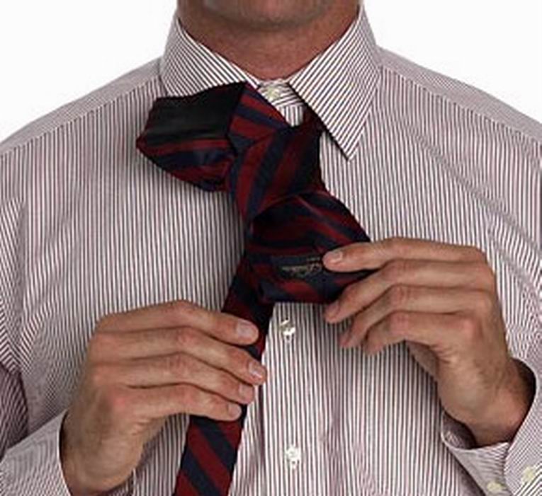 Как завязать галстук фото 5