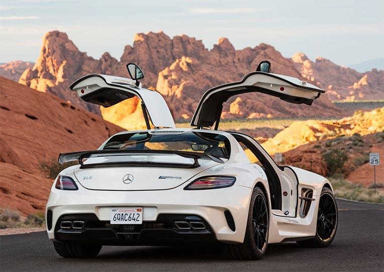 Mercedes-Benz SLS AMG  4