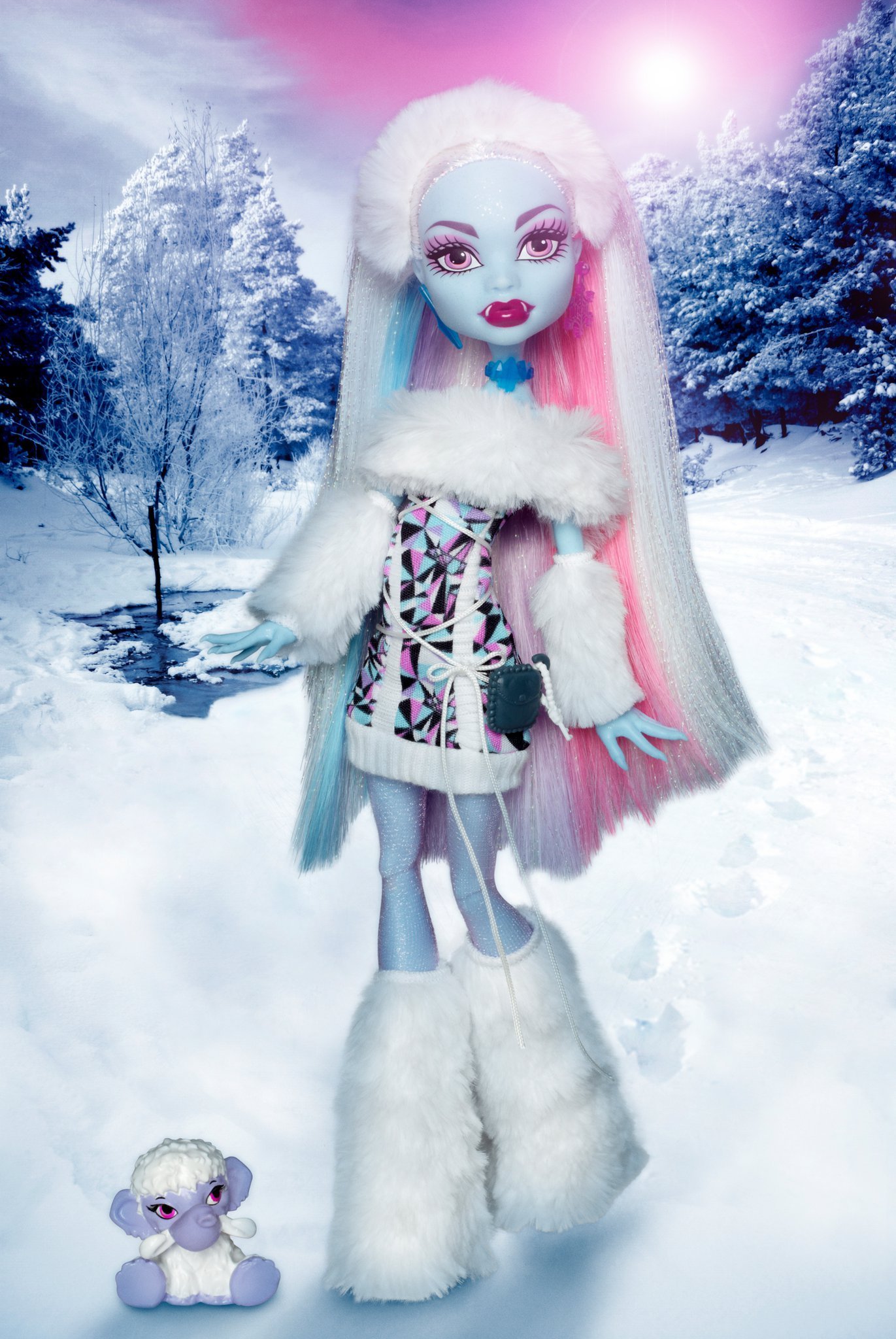  Monster High.  2