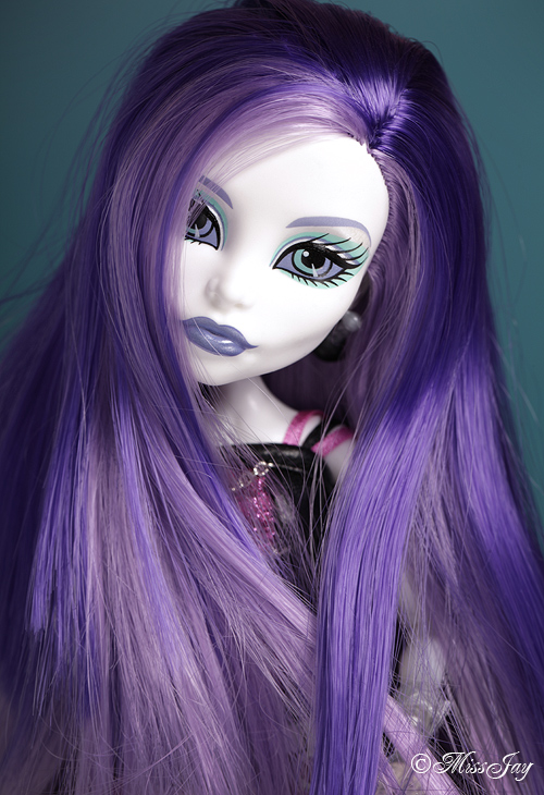  Monster High.  4