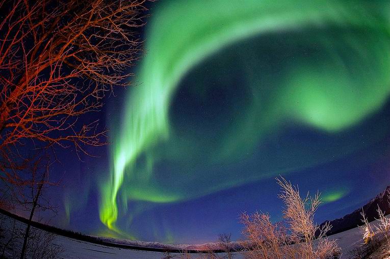 Спиральное Cеверное сияние фото 2