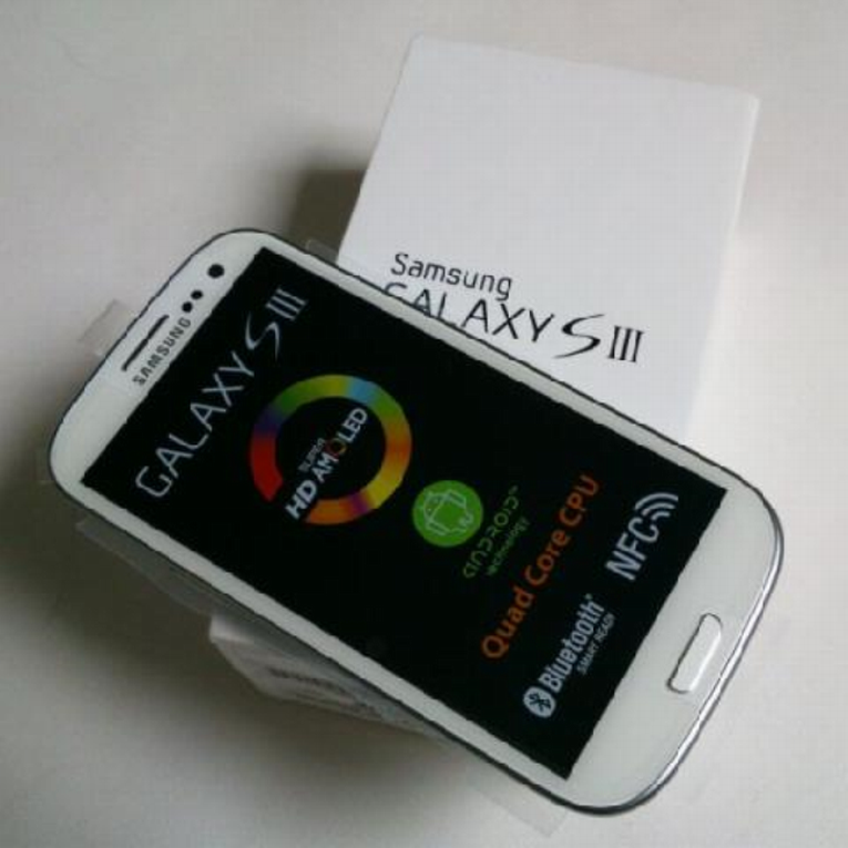  Samsung Galaxy S 3  6